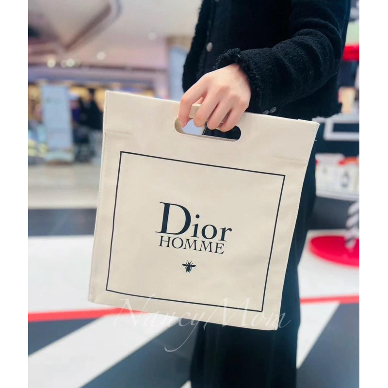 🎀NancyMom生活小舖💕 DIOR HOMME 限量米白帆布袋