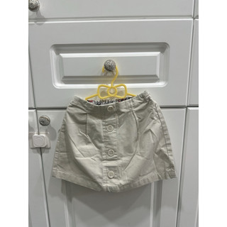 全新GIORDANO 童裝彈力腰褲裙 燕麥卡其 110cm