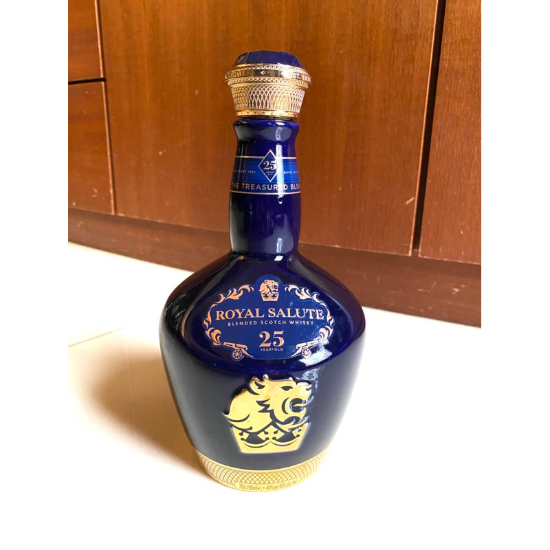 皇家禮炮 25年 酒瓶