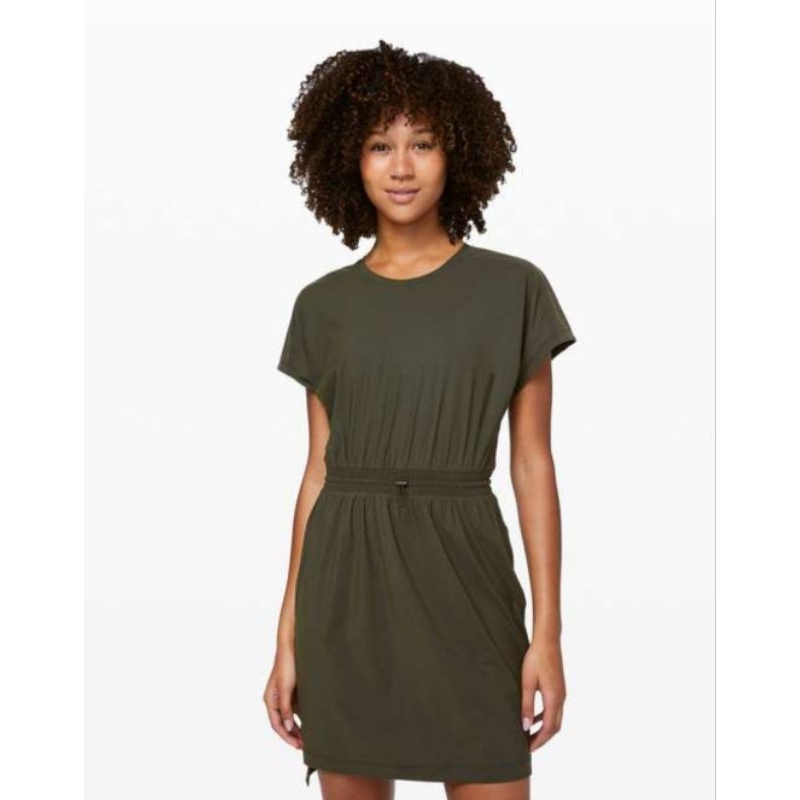 Lululemon Throw It On Dress - 8號軍綠色