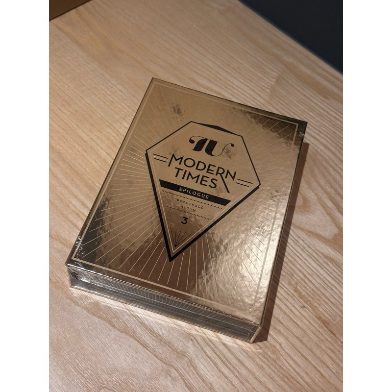 ♦︎ IU / MODERN TIMES [輸入盤] ブック型ケース IU Modern Times的價格推薦- 2025年8月| 比價比個夠BigGo