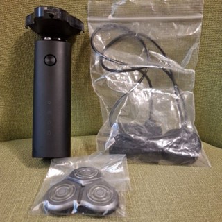 (2手)💕臺灣現貨 米家電動刮鬍刀 小米 MJTXD01SKS 電動刮鬍刀 三刀頭 可水洗