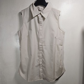 〔零碼出清〕G2000 專櫃品牌 卡其簡約無袖襯衫 暗釦設計 夏季 上衣 背心 無袖背心 內搭 女裝 面試 上班（全新）
