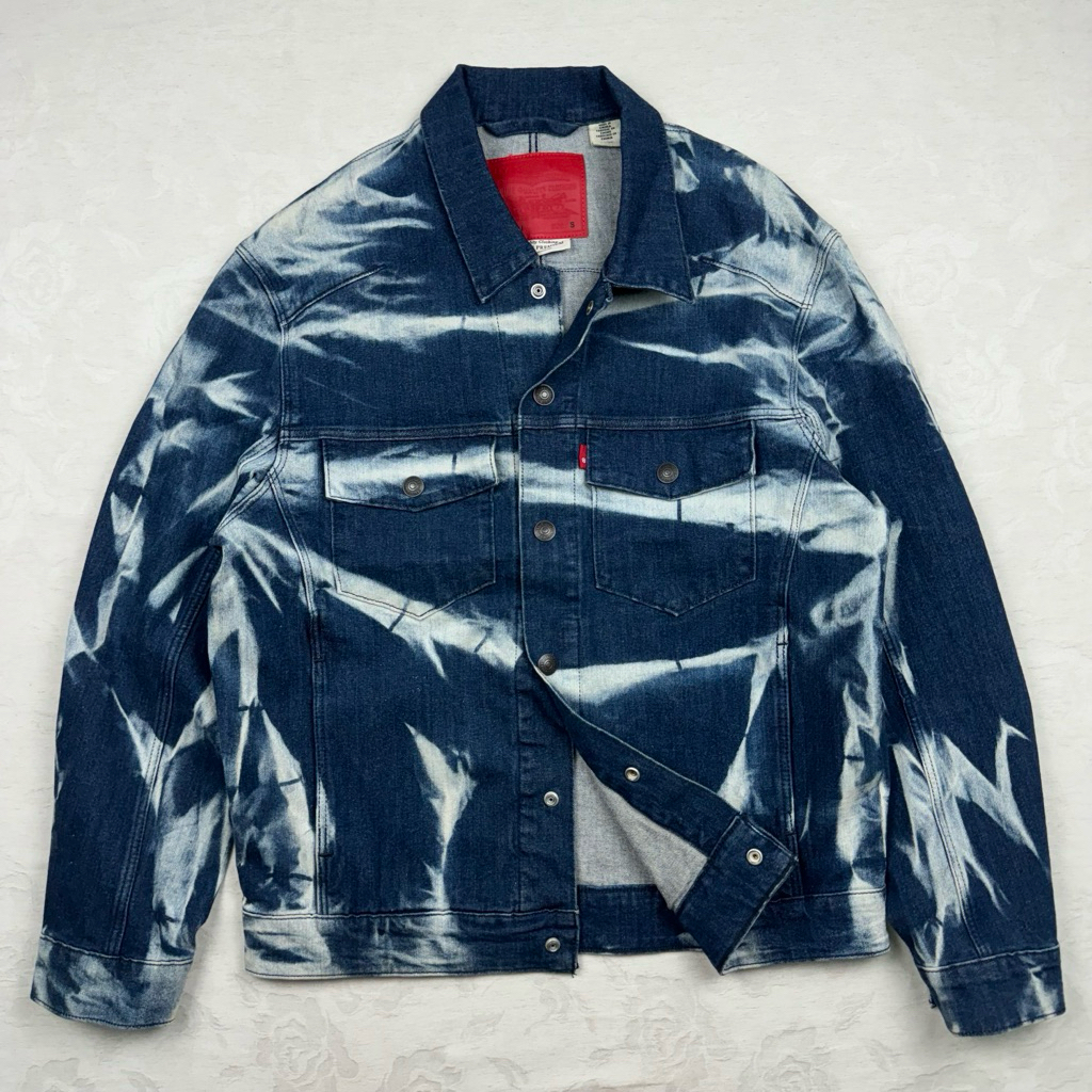 二手近全新 Levis Red LEJ3D剪裁 雷射大理石紋 彈性 牛仔外套 (美版S)