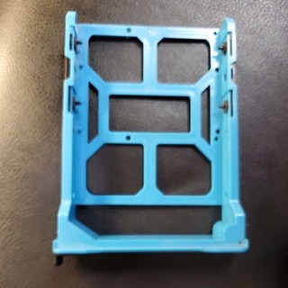 3.5吋硬碟架 硬碟支撐架 Thermaltake