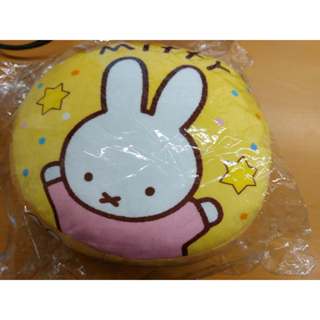 正版授權 Miffy 米飛 米菲兔 米菲 圓形小抱枕 抱枕 靠枕 小枕頭 20cm