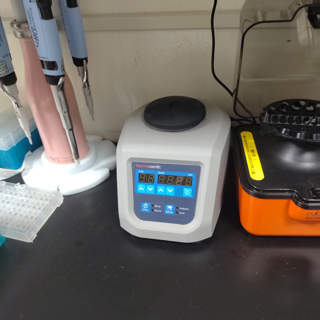 二手精品 9成新 Thermo Digital Vortex Mixer 數位式試管混合震盪器