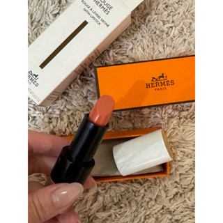 Hermes Rouge Hermès亮面唇膏，Beige d'Automne
