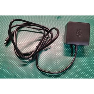 二手 Raspberry Pi 4 原廠電源供應器