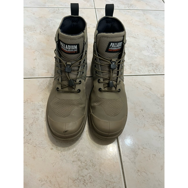 palladium防水鞋 軍綠 25.5號 二手 極新