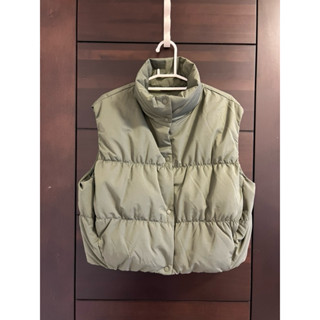Uniqlo 優衣庫 C系列 綠色羽絨短版背心 （貨號：472014）女裝XL號