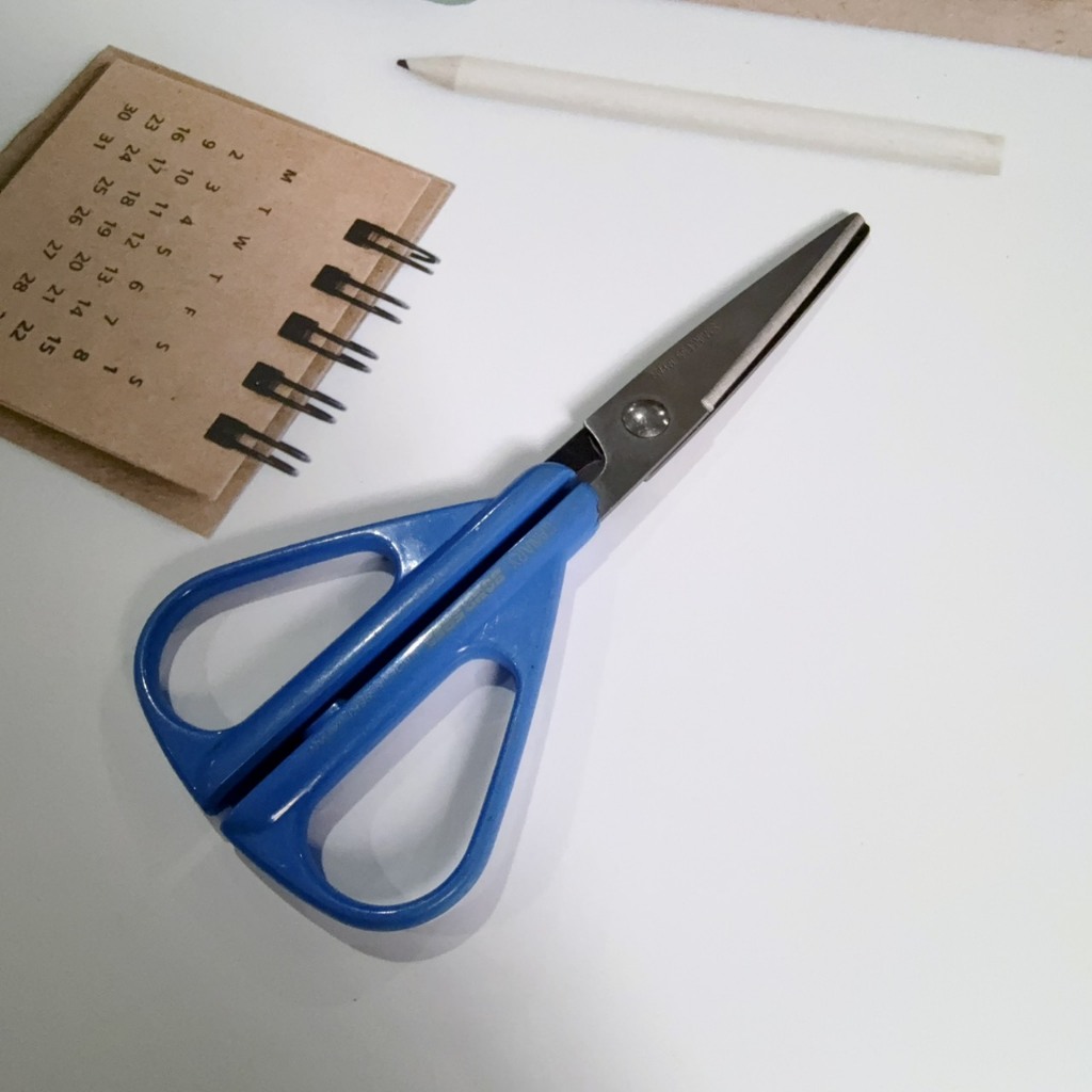[沐沐屋]CANARY GBS-500-BU BOND FREE 不鏽鋼不粘黏剪刀 140mm^0407"