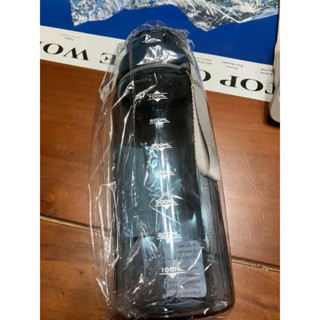 樂敦製藥 隨行冷水瓶/健身房水壺 運動用水壺 塑膠水壺 (880ml/cc)