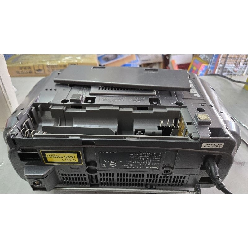 panasonic 國際牌CD收錄音機 型號RX-D55  印尼製,附遙控器狀況：CD.廣播.USB功能正常