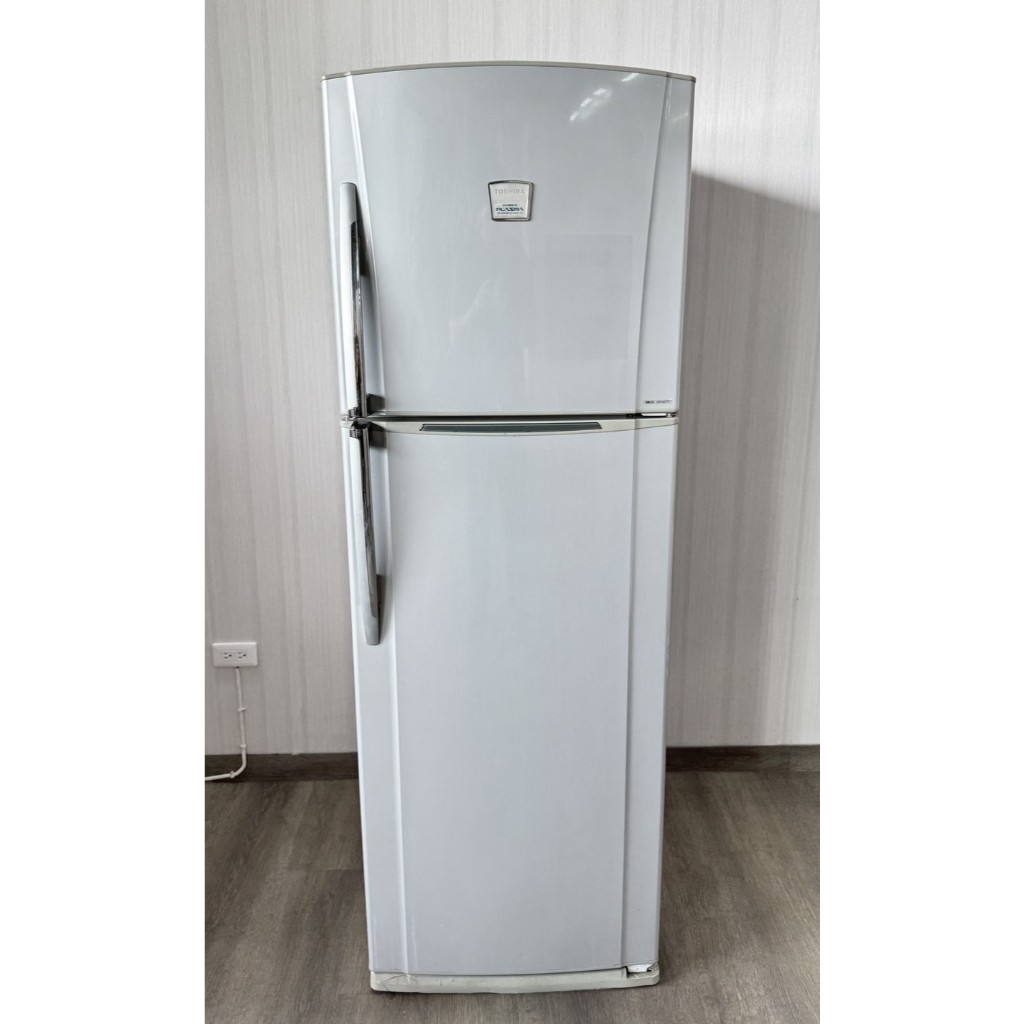 【台中最推薦宏品2手家具館】買賣 中古 全新 二手傢俱 RE541607W*東芝320L雙門冰箱* 雙門冰箱 小冰箱 營