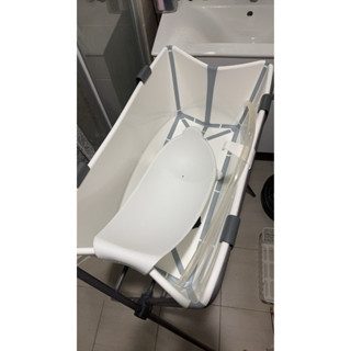 二手（商品狀態良好）便宜出清stokke flexi bath 折疊式浴盆全套組