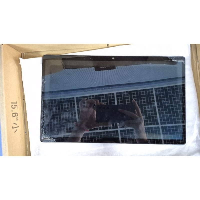 asus t3300k 螢幕零件（破損）