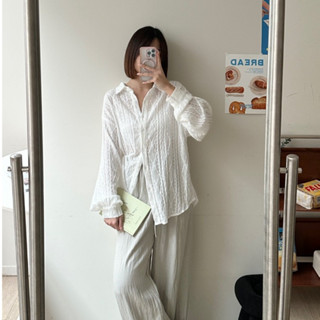 𝑪𝒉𝒊𝑪𝒐𝒘 💓-𝑴𝒂𝒚🪻蕾絲菱格襯衫🤍長袖襯衫 罩衫 外罩 外搭 長版襯衫 百搭氣質長袖上衣