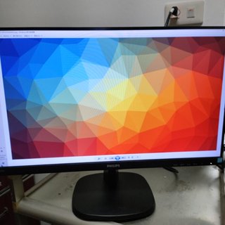 二手好物 PHILIPS 243V7Q 24吋 螢幕 2019年