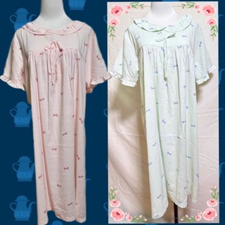 🌷蕾妮塔塔🌷 全系列精品專賣/ (45068)（2色） 淡雅風連身洋裝睡衣 ( F )
