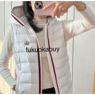 全新真品現貨 Moncler 連帽拉鍊背心 14Y 白色 約相當於女大人2號尺寸