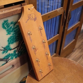 加拿大老件.美洲河狸(Beaver)圖案.木頭、銅製掛鉤.牆面掛飾.玄關鑰匙掛勾#收藏品