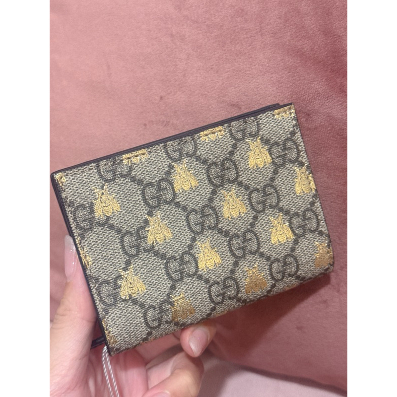 二手/及新 CUCCi🐝短夾 非常好用小包包不戰空間❤️
