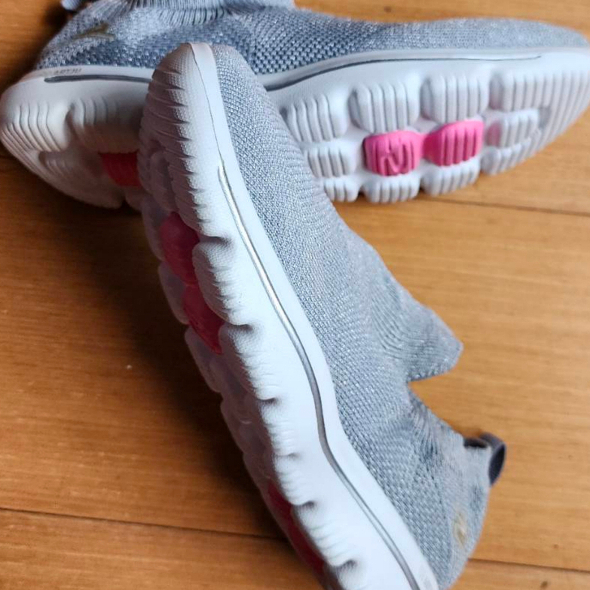 <二手> Skechers懶人鞋 Fit 寬口 灰 粉紅內裡女鞋 套入式 針織無鞋帶休閒鞋 （ 二手）