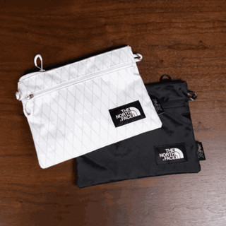 THE NORTH FACE BAG 防水 線條 單肩包 斜揹包-NF0A8DJQ 白色(FN4)/黑色(KX7)