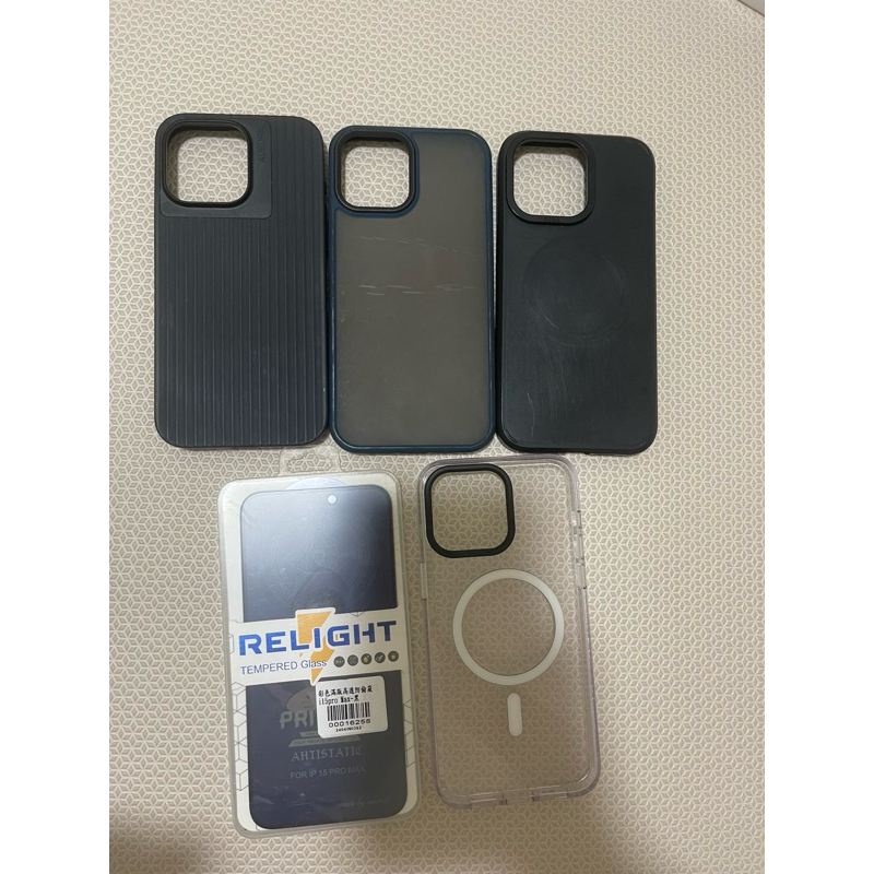 二手║iphone 15pro Max手機殼4個+全新防窺保護貼║犀牛盾透明手機殼