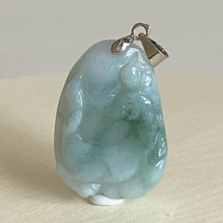 【採霏】天然緬甸玉A貨 翡翠 冰糯種綠飄花一路發財(鹿)（附贈：扣頭）
