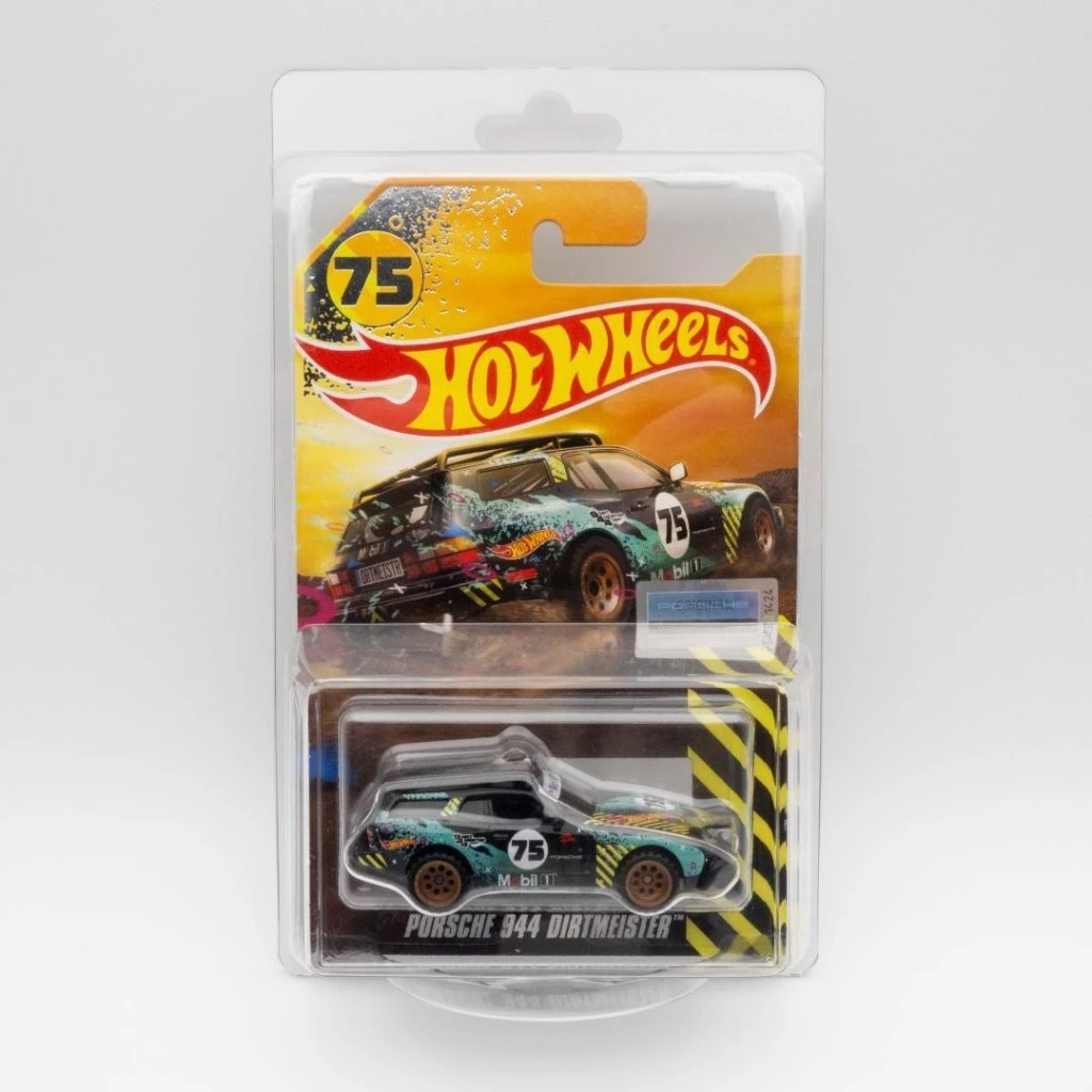 [現貨] Hot Wheels Mobil 1 Porsche Dirtmeister 944