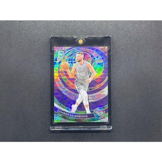 限量149張渲染亮！Domantas Sabonis 光譜Spectra Celestial Prizm版球員卡 NBA