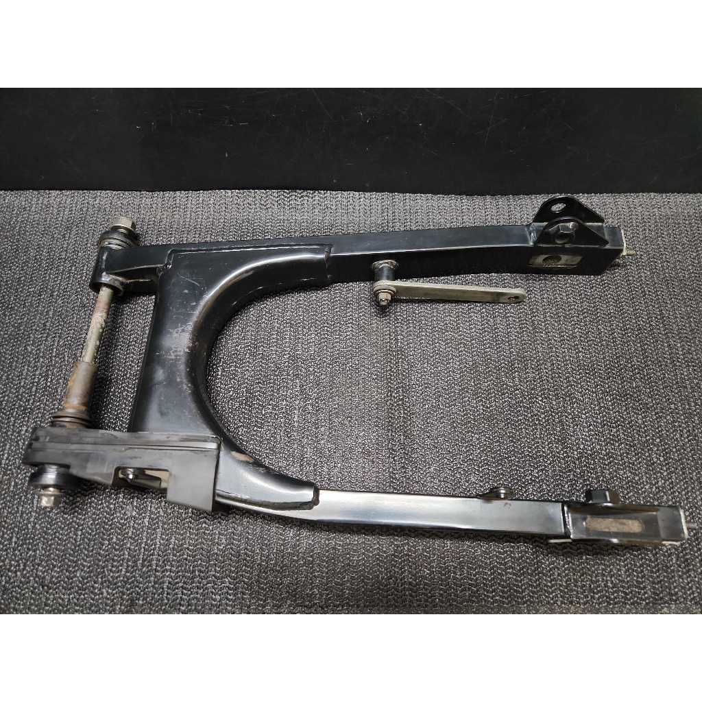 光陽 KYMCO KTR 150 搖臂 調鍊器 鍊條 原廠 正廠 二手 中古 零件 排骨 LBF3-800