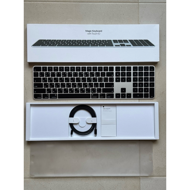 Magic Keyboard with Touch ID A2520 黑色注音蘋果巧控鍵盤含數字鍵