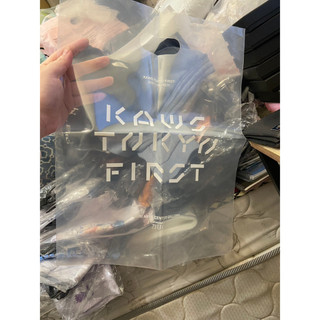 正版kaws tokyo first袋子 kaws tokyo first 正版kaws kaws kaws周邊