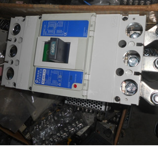 士林電機 斷路器 NF400-CN 3P 400A 4P 250A (D2)