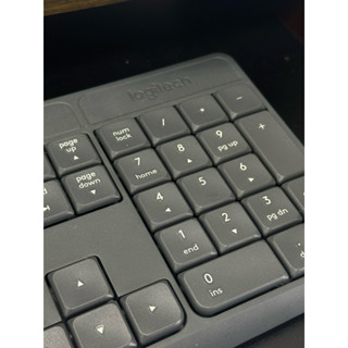 logitech羅技鍵盤（附滑鼠/USB接收器）