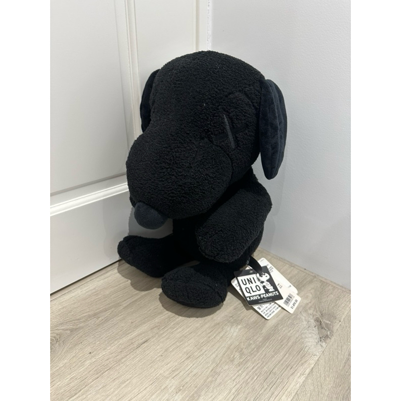 正版UNIQLO X KAWS SNOOPY玩偶 正版KAWS SNOOPY KAWS玩偶 SNOOPY玩偶