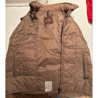 尺寸3 MONCLER 棕標羽絨服 背心外套夾克
