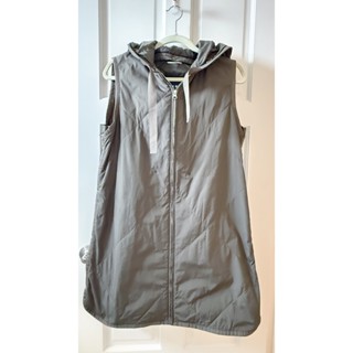 Max Mara weekend 羽絨連帽外套 背心 帽子可拆 尺寸38