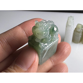 米米的私藏翡翠～貔貅綠飄花長方印章