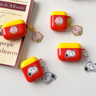紅黃撞色卡通可愛史努比查理頭像 配同款掛件 適用AirPods 1 2 3代 4代 Pro/Pro2蘋果耳機保護套 軟殼