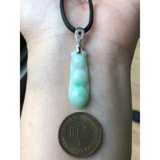 🌸小禾翡翠🌸 緬甸玉天然A貨翡翠玉墜 糯冰種 陽綠 白底青 豆莢 四季豆 福豆 連中三元