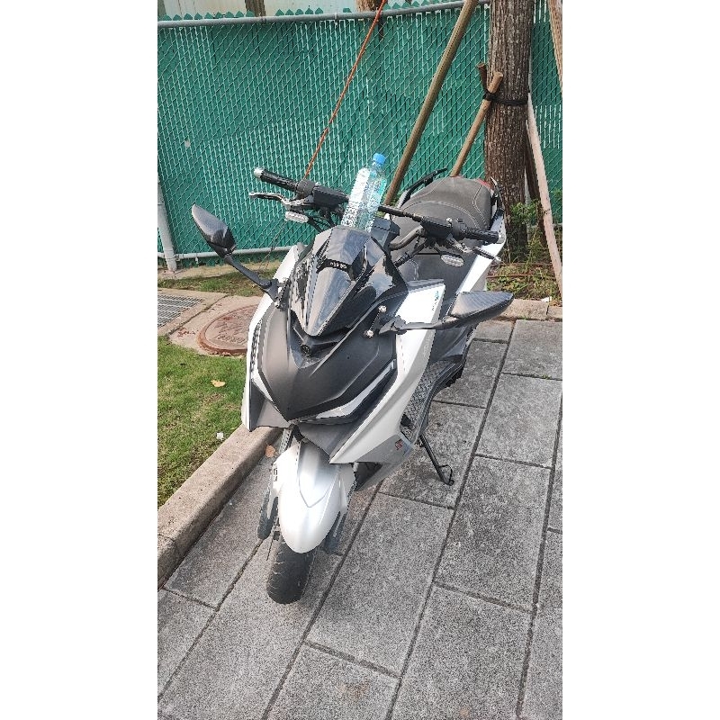 現貨 自售 二手車 2021出廠年份 光陽 KRV 原廠 機車 皮帶版 鑰匙 ABS 銀色 180cc