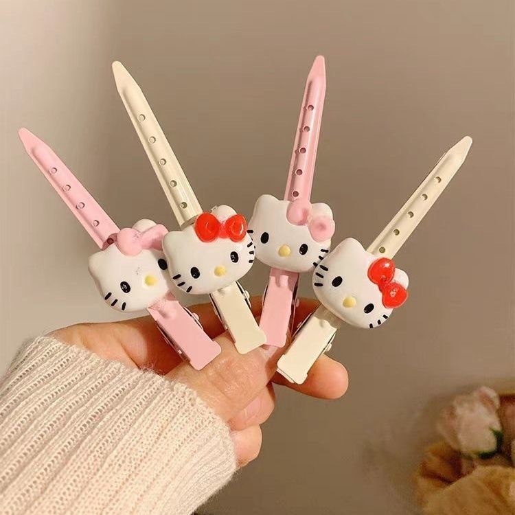 Kitty髮夾 鴨嘴夾🎀 可愛凱蒂貓劉海夾三麗歐卡通一字夾側邊女生髮卡髮飾頭飾 一字夾 kitty髮飾 短髮髮夾 劉海夾