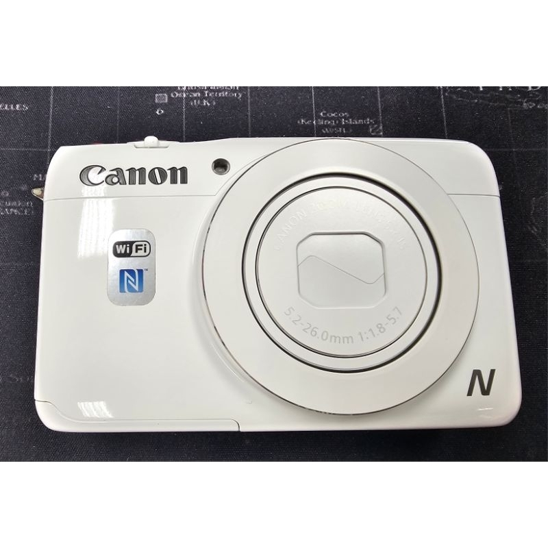 Canon PowerShot N100 Cmos 數位相機 (翻轉螢幕，大光圈1.8 混合鏡頭 多種特色濾鏡)