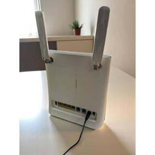 ZTE 中興 MF286 MF-286 SIM卡路由器 4G分享器 含電池全新未使用