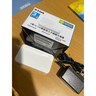 D-Link 友訊 DES-1005A 5埠100M節能型交換器