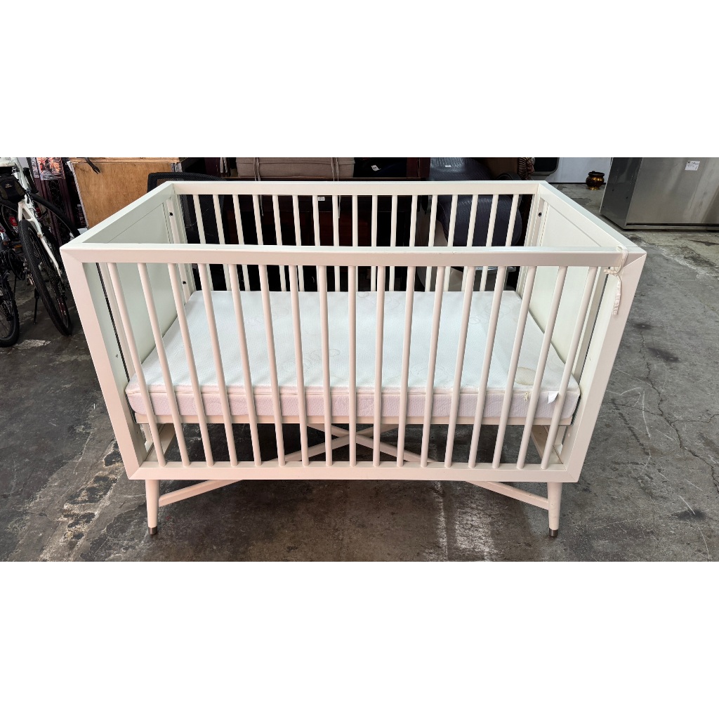【非凡二手家具】LEVANA紐約實木嬰兒床*嬰兒床*實木嬰兒床
